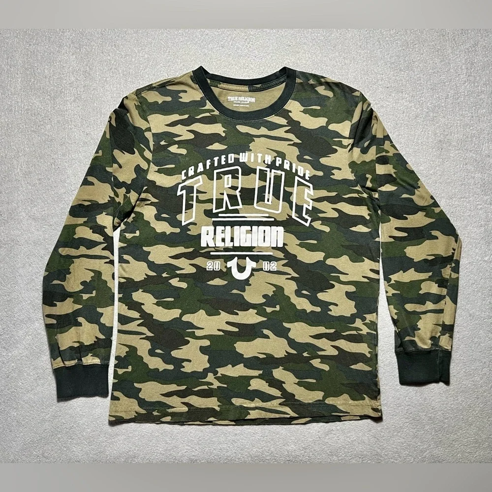 True Religion Men’s Long Sleeve Camo T-Shirt Green Crewneck Size Medium